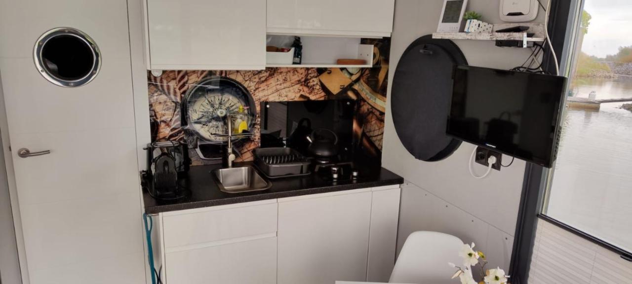 Hausboot Lucky Apartamento Hattem Exterior foto